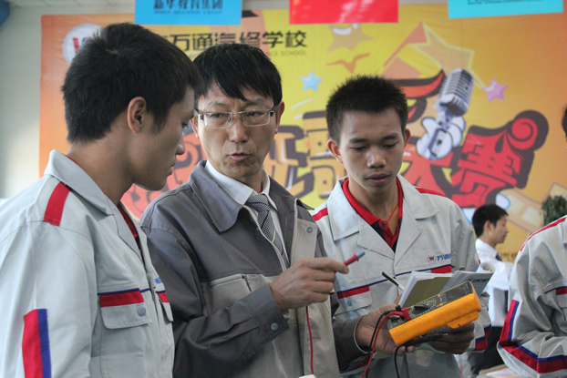 初中生學汽修怎么樣？-云南萬通汽修學校